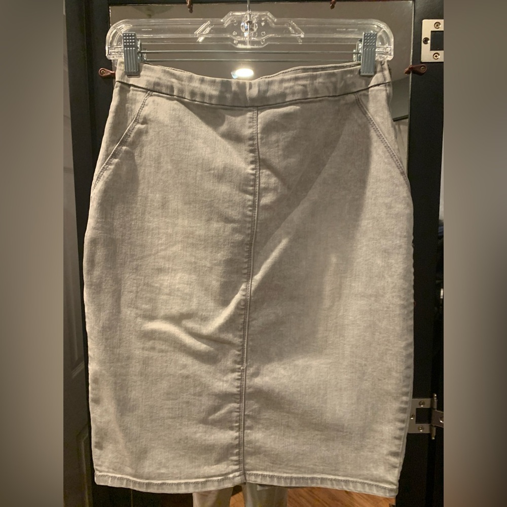 Guess Skirt